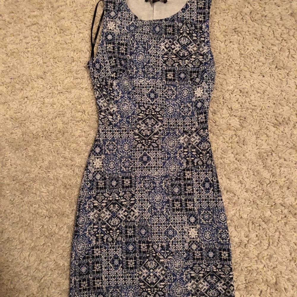 Pattern dress